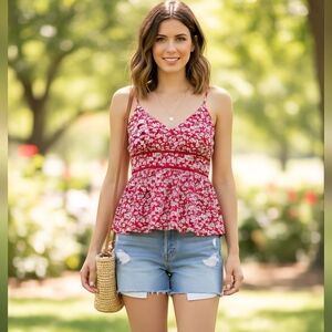 🍓NWT Beautiful Red & White Summer top
